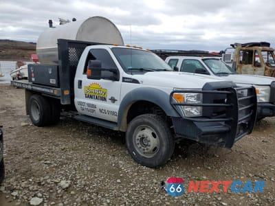 Czwarte zdjęcie samochodu z boku: 2016 FORD F550 SUPER DUTY VIN:1FDUF5HTXGEC58577 - miniatura
