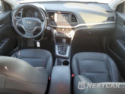 Zdjęcie 8 z 14 samochodu: 2017 HYUNDAI ELANTRA SE VIN:5NPD84LF3HH131391 - miniatura