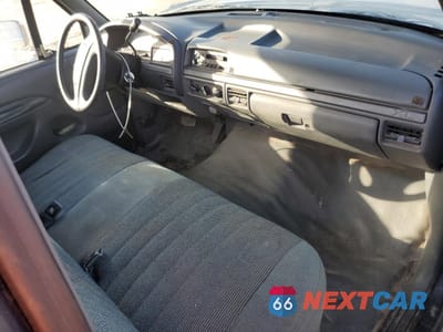 Zdjęcie 8 z 15 samochodu: 1993 FORD F150 VIN:1FTDF15YXPLA38607 - miniatura