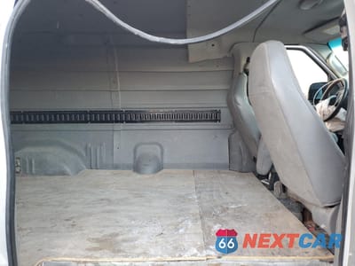 Zdjęcie 11 z 13 samochodu: 2004 FORD ECONOLINE E150 VAN VIN:1FTRE14W44HB00932 - miniatura