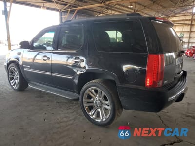 Drugie zdjęcie samochodu z przodu: 2011 CADILLAC ESCALADE VIN:1GYS4AEF1BR380734 - miniatura