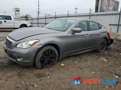 2012 INFINITI M56 X JN1AY1AR4CM580353 - główne zdjęcie licytacji z USA - miniatura