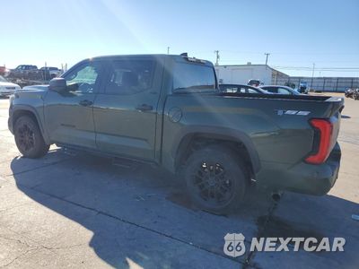 Drugie zdjęcie samochodu z przodu: 2022 TOYOTA TUNDRA CREWMAX SR VIN:5TFLA5AB4NX016725 - miniatura