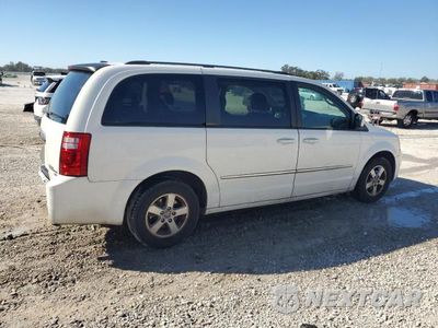 Trzecie zdjęcie samochodu z tyłu: 2010 DODGE GRAND CARAVAN SXT VIN:2D4RN5D14AR461902 - miniatura