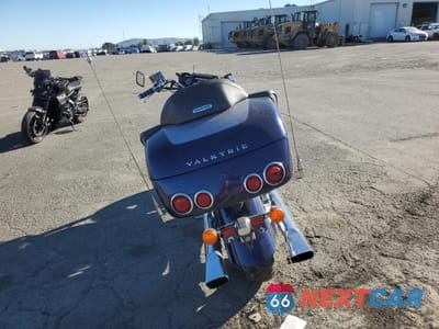 Czwarte zdjęcie samochodu z boku: 2000 HONDA GL1500 CF VIN:1HFSC411XYA100147 - miniatura