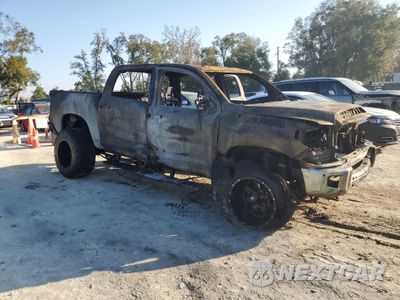 Czwarte zdjęcie samochodu z boku: 2016 TOYOTA TUNDRA CREWMAX 1794 VIN:5TFAW5F12GX564556 - miniatura