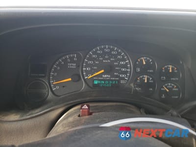 Zdjęcie 9 z 12 samochodu: 2000 GMC NEW SIERRA C1500 VIN:1GTEC19T1YZ181889 - miniatura