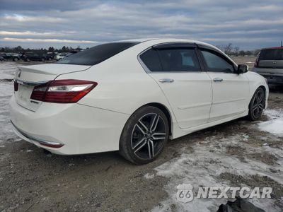 Trzecie zdjęcie samochodu z tyłu: 2017 HONDA ACCORD SPORT VIN:1HGCR2F55HA043306 - miniatura