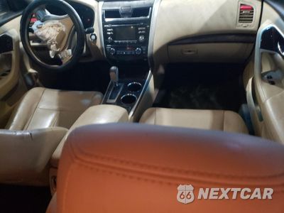 Zdjęcie 8 z 12 samochodu: 2015 NISSAN ALTIMA 2.5 VIN:1N4AL3AP7FC160124 - miniatura