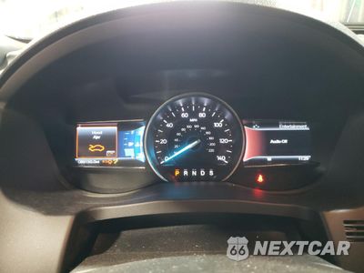 Zdjęcie 9 z 15 samochodu: 2017 FORD EXPLORER XLT VIN:1FM5K8D87HGD39044 - miniatura