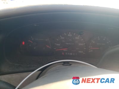 Zdjęcie 9 z 14 samochodu: 2000 FORD TAURUS SE VIN:1FAFP5327YG202472 - miniatura