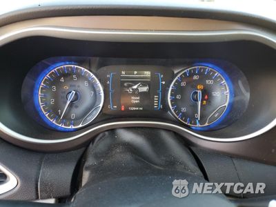 Zdjęcie 9 z 16 samochodu: 2017 CHRYSLER PACIFICA TOURING L VIN:2C4RC1BG1HR688719 - miniatura