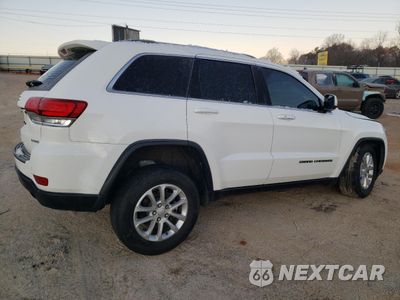 Trzecie zdjęcie samochodu z tyłu: 2021 JEEP GRAND CHEROKEE LAREDO VIN:1C4RJFAG7MC727563 - miniatura