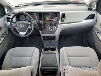 Zdjęcie 8 z 15 samochodu: 2015 TOYOTA SIENNA LE VIN:5TDKK3DC6FS548728 - miniatura