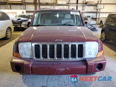 Piąte zdjęcie samochodu w środku: 2008 JEEP COMMANDER SPORT VIN:1J8HG48KX8C166511 - miniatura