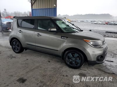 Czwarte zdjęcie samochodu z boku: 2017 KIA SOUL VIN:KNDJN2A24H7489572 - miniatura