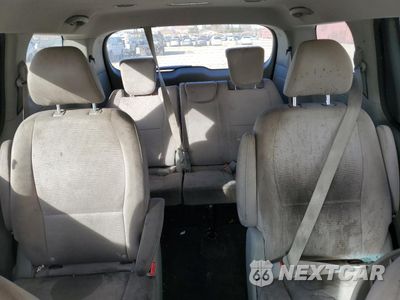 Zdjęcie 10 z 13 samochodu: 2015 KIA SEDONA LX VIN:KNDMB5C10F6029940 - miniatura