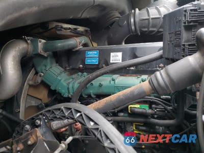 Zdjęcie 7 z 10 samochodu: 2012 VOLVO VN VNL VIN:4V4NC9EJ5CN538790 - miniatura