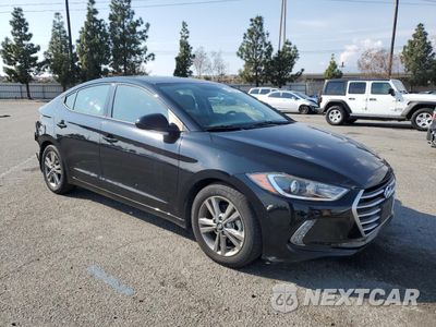 Czwarte zdjęcie samochodu z boku: 2017 HYUNDAI ELANTRA SE VIN:5NPD84LF8HH176505 - miniatura