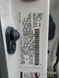 Zdjęcie 14 z 14 samochodu: 2005 LEXUS GX 470 VIN:JTJBT20X950077298 - miniatura