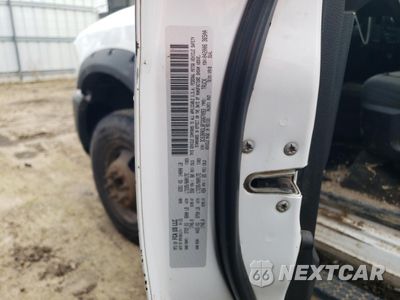 Zdjęcie 13 z 13 samochodu: 2015 RAM 3500 ST VIN:3C63RRGL8FG667093 - miniatura