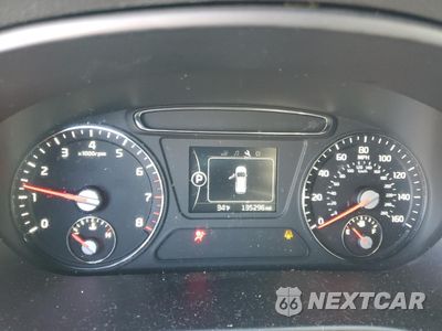 Zdjęcie 9 z 15 samochodu: 2016 KIA SORENTO LX VIN:5XYPGDA35GG148174 - miniatura