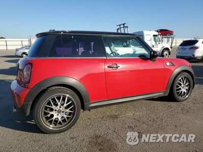 Trzecie zdjęcie samochodu z tyłu: 2010 MINI COOPER VIN:WMWMF3C54ATZ64932 - miniatura