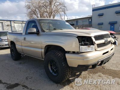 Czwarte zdjęcie samochodu z boku: 2004 CHEVROLET SILVERADO C1500 VIN:1GCEC14T84Z173516 - miniatura