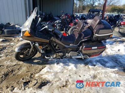Trzecie zdjęcie samochodu z tyłu: 1986 YAMAHA XVZ13 D VIN:JYA1NL000GA001723 - miniatura