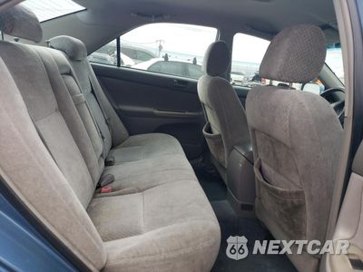 Zdjęcie 11 z 14 samochodu: 2004 TOYOTA CAMRY LE VIN:4T1BE32K44U849262 - miniatura
