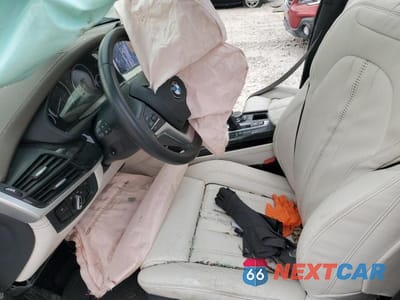 Zdjęcie 7 z 13 samochodu: 2018 BMW X5 SDRIVE35I VIN:5UXKR2C56J0Z15260 - miniatura
