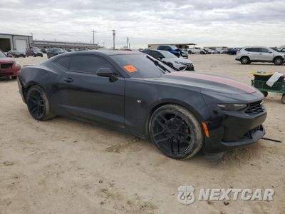 Czwarte zdjęcie samochodu z boku: 2019 CHEVROLET CAMARO LS VIN:1G1FB1RS5K0132570 - miniatura