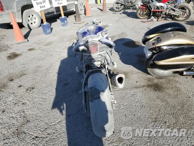 Czwarte zdjęcie samochodu z boku: 2024 YAMAHA YZFR1 VIN:JYARN66E4RA004103 - miniatura