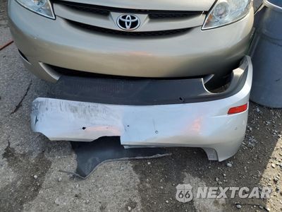Zdjęcie 12 z 15 samochodu: 2015 LEXUS ES 350 VIN:JTHBK1GG8F2189777 - miniatura