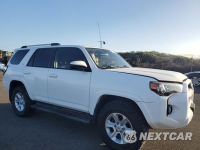 Czwarte zdjęcie samochodu z boku: 2019 TOYOTA 4RUNNER SR5 VIN:JTEBU5JR3K5625887 - miniatura
