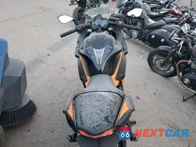 Zdjęcie 6 z 9 samochodu: 2019 KAWASAKI EX650 F VIN:JKAEXEK15KDA34030 - miniatura