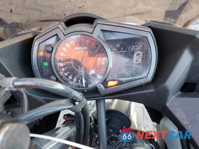 Zdjęcie 7 z 9 samochodu: 2021 KAWASAKI EX400 VIN:JKAEXKH13MDAC1717 - miniatura