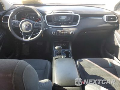 Zdjęcie 8 z 12 samochodu: 2018 KIA SORENTO LX VIN:5XYPG4A3XJG424744 - miniatura