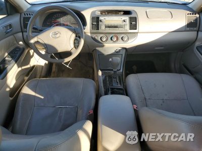 Zdjęcie 8 z 14 samochodu: 2006 TOYOTA CAMRY LE VIN:JTDBE32K163057146 - miniatura