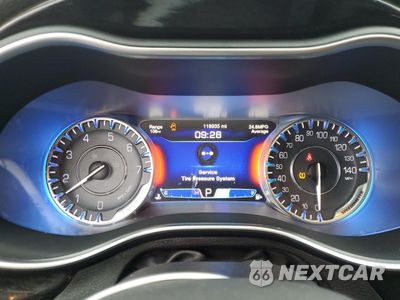 Zdjęcie 9 z 14 samochodu: 2015 CHRYSLER 200 C VIN:1C3CCCCG0FN690248 - miniatura