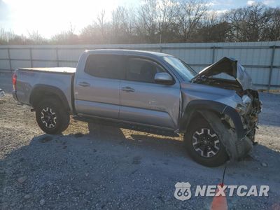 Czwarte zdjęcie samochodu z boku: 2016 TOYOTA TACOMA DOUBLE CAB VIN:5TFCZ5AN4GX036110 - miniatura