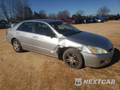 Czwarte zdjęcie samochodu z boku: 2007 HONDA ACCORD SE VIN:1HGCM56397A104749 - miniatura