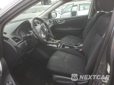 Zdjęcie 7 z 14 samochodu: 2019 NISSAN SENTRA S VIN:3N1AB7AP2KY355203 - miniatura