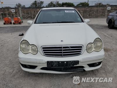 Piąte zdjęcie samochodu w środku: 2007 MERCEDES-BENZ C 230 VIN:WDBRF52H07A948875 - miniatura