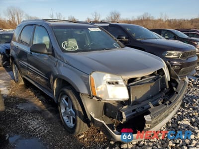 Czwarte zdjęcie samochodu z boku: 2005 CHEVROLET EQUINOX LT VIN:2CNDL73F156136195 - miniatura