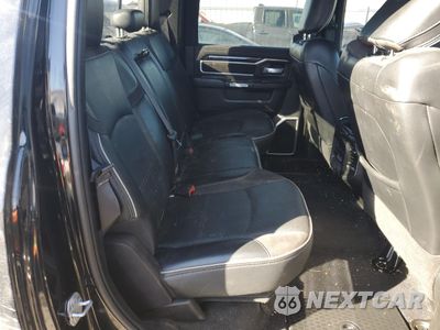 Zdjęcie 11 z 15 samochodu: 2019 RAM 3500 LARAMIE VIN:3C63R3EL0KG625446 - miniatura