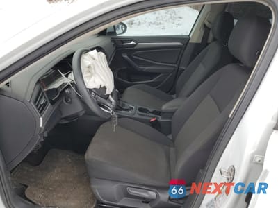 Zdjęcie 7 z 13 samochodu: 2019 VOLKSWAGEN JETTA S VIN:3VWC57BU9KM153626 - miniatura