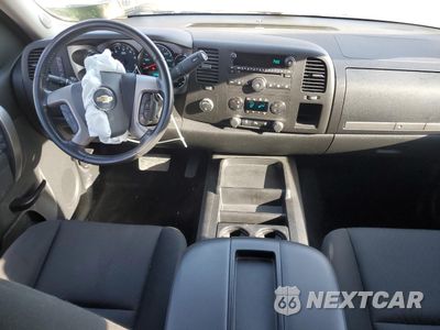 Zdjęcie 8 z 14 samochodu: 2013 CHEVROLET SILVERADO K1500 LT VIN:1GCRKSE73DZ254547 - miniatura