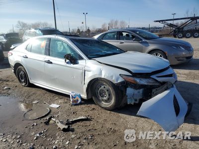 Czwarte zdjęcie samochodu z boku: 2018 TOYOTA CAMRY XSE VIN:4T1B61HK1JU121077 - miniatura