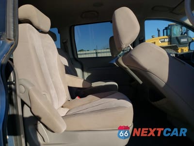 Zdjęcie 12 z 16 samochodu: 2010 KIA SEDONA LX VIN:KNDMG4C3XA6338904 - miniatura